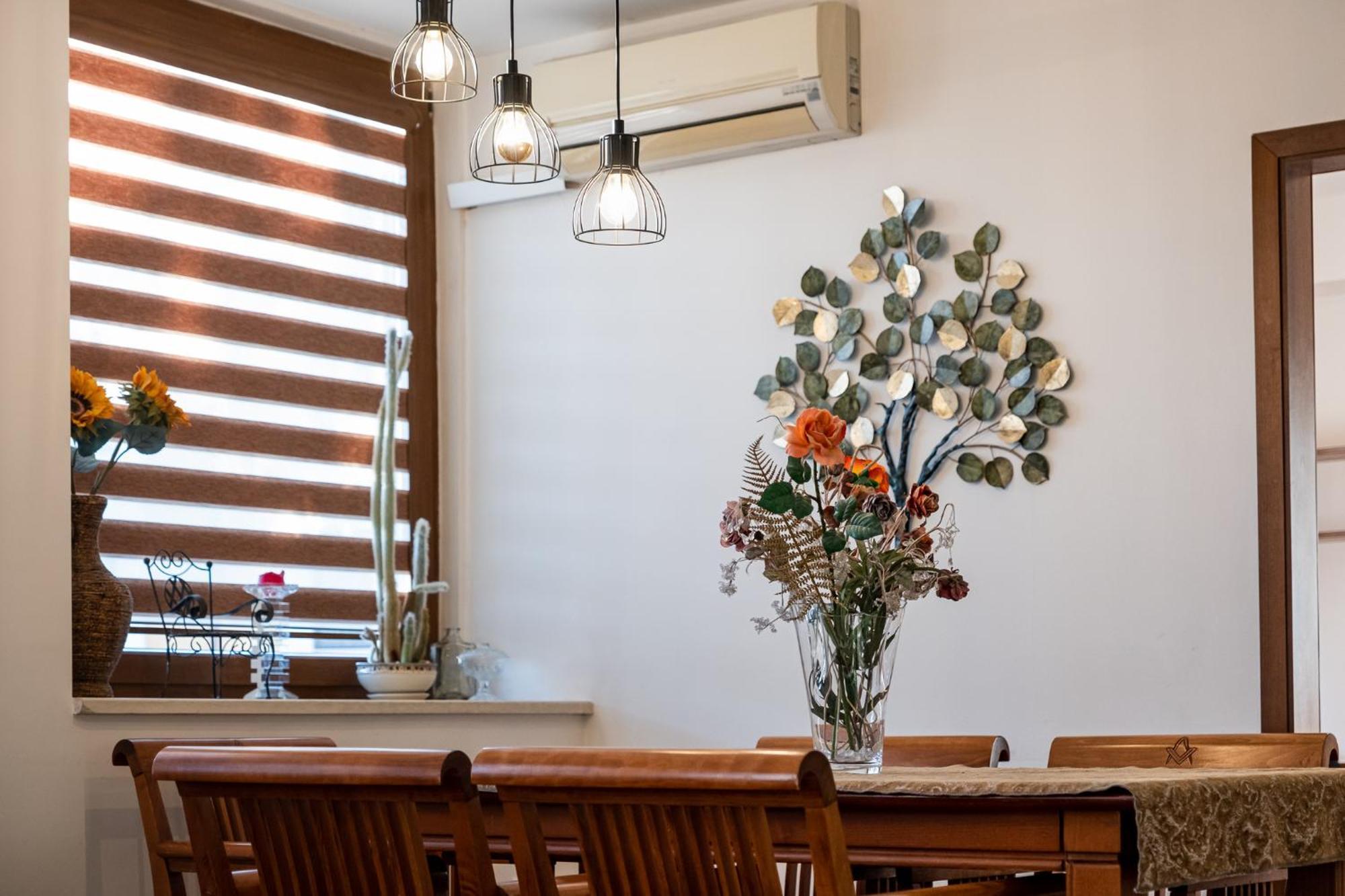 וארנה Roman Thermae 2Bdrm Sunny Apartment מראה חיצוני תמונה